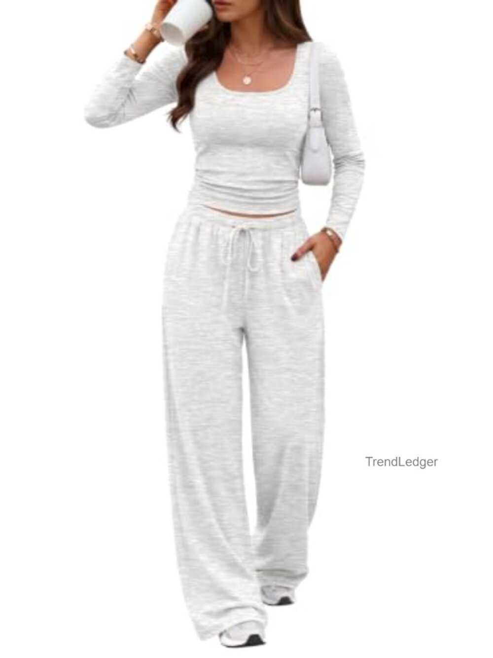 Women's 2 Piece Lounge Set Scoop Neck Crop Top Wide Leg Pants Travel Outfit